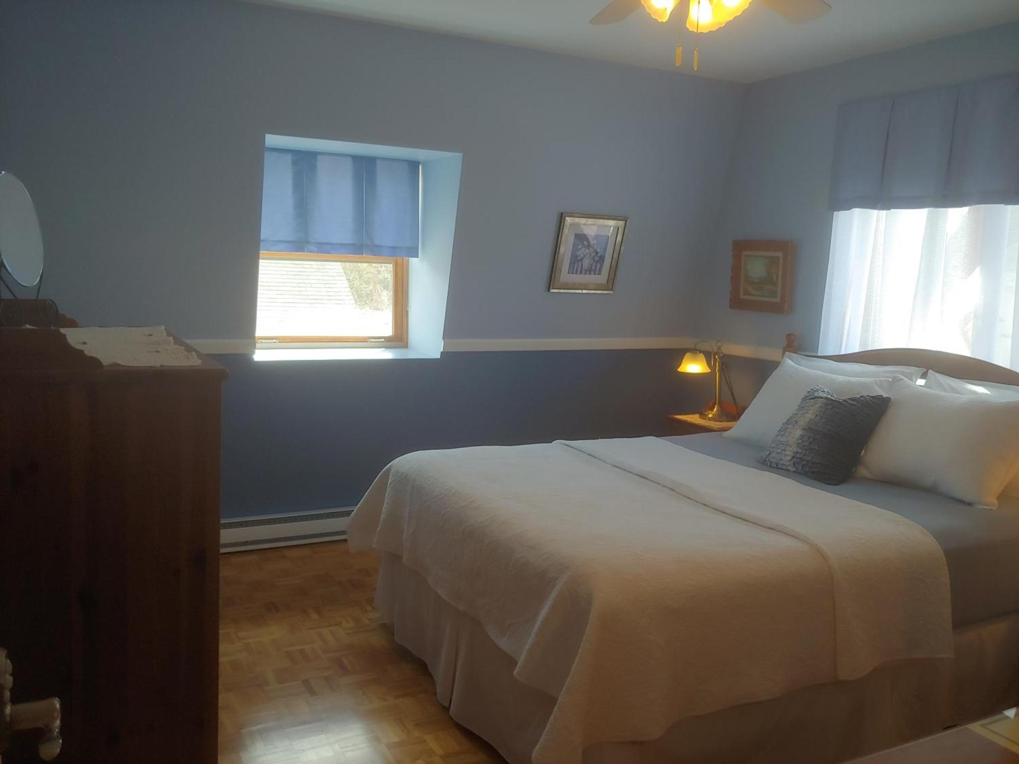 3 Bedrooms 3 Beds Near Metro -2 Parking Free Montreal Exterior foto